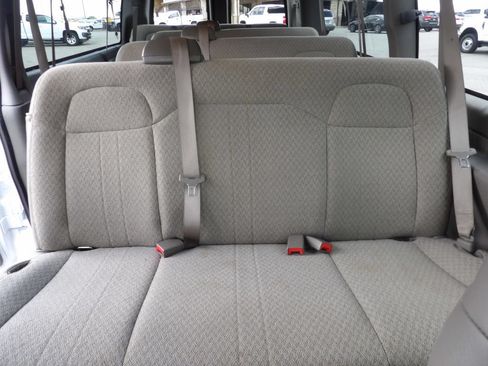 Used 2025 Chevrolet Express 3500 LS RWD image 28
