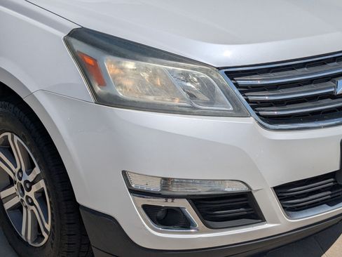 Used 2016 Chevrolet Traverse LT AWD/4WD image 10