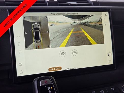 Used 2024 Land Rover Defender 130 X-Dynamic SE image 25