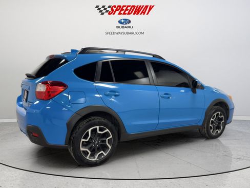 Used 2016 Subaru Crosstrek 2.0i Limited image 10