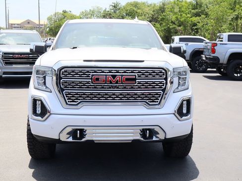 Used 2019 GMC Sierra 1500 Denali w/ Denali Ultimate Package AWD/4WD image 4