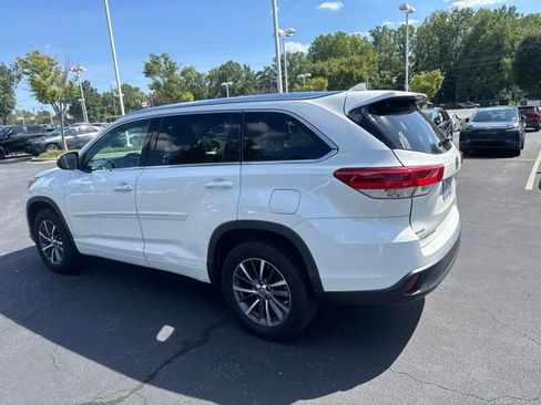 Used 2017 Toyota Highlander XLE FWD image 5