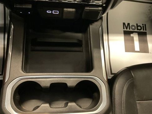 Used 2022 GMC Sierra 1500 SLT image 25