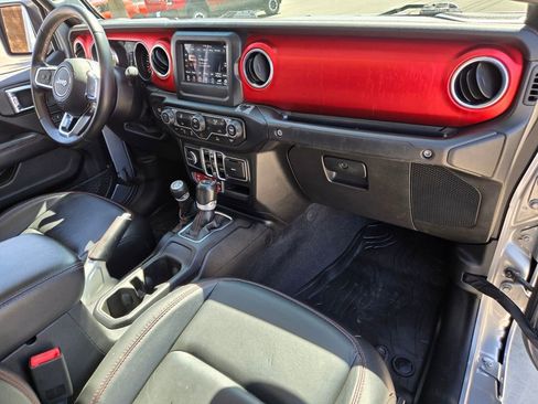 Used 2020 Jeep Gladiator Rubicon w/ Trailer Tow Package image 21