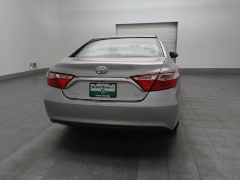 Used 2017 Toyota Camry LE FWD image 7