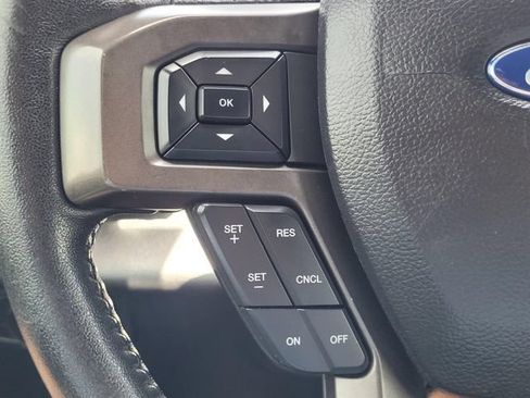 Certified 2019 Ford Expedition XLT w/ Equipment Group 201A RWD image 32