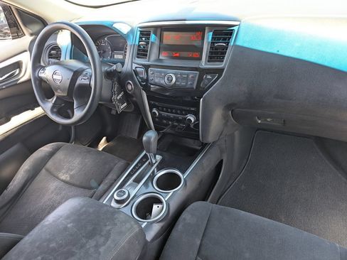 Used 2014 Nissan Pathfinder S AWD/4WD image 31