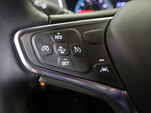 Used 2024 Chevrolet Equinox LT w/ LPO, Floor Liner Package FWD image 30
