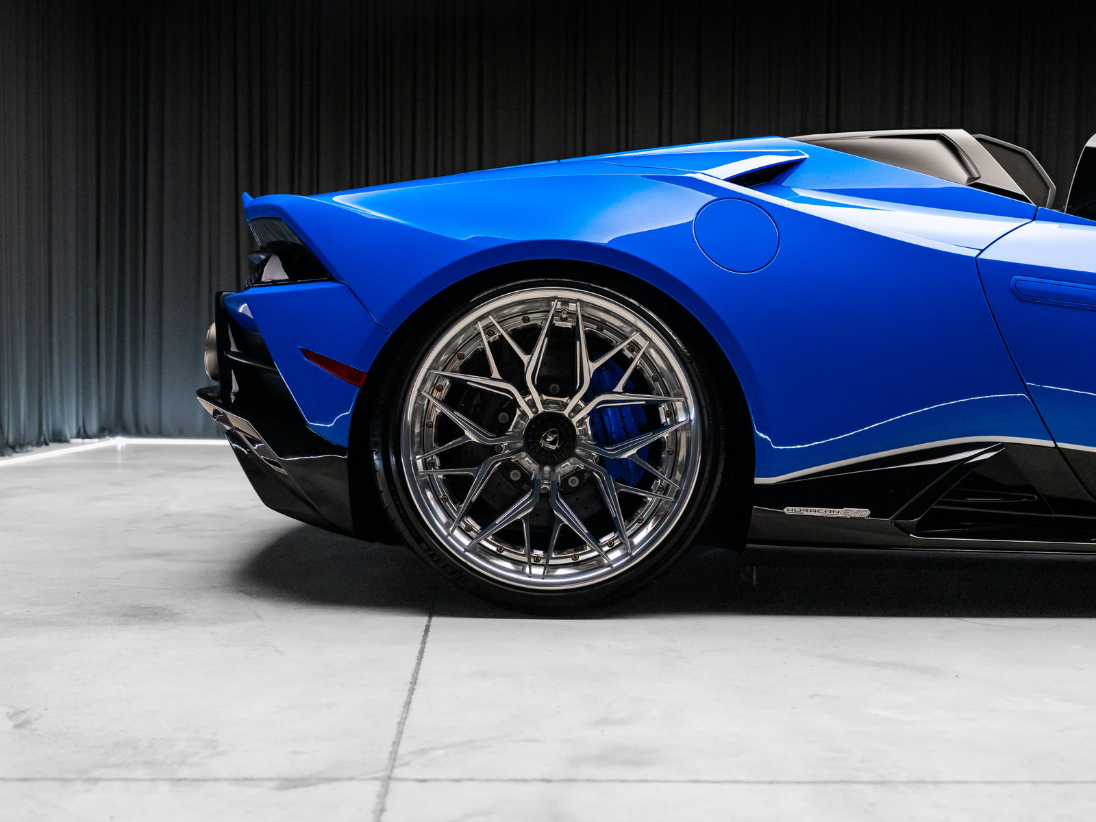 Used 2024 Lamborghini Huracan EVO AWD/4WD image 30