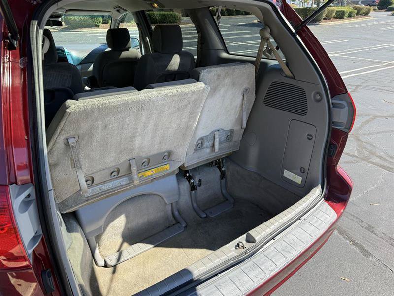 Used 2007 Toyota Sienna CE FWD image 24