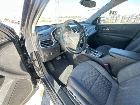 Used 2023 Chevrolet Equinox LT image 10