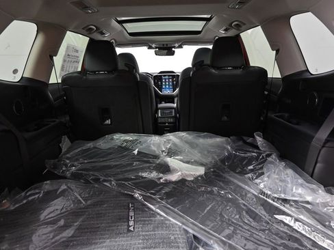 Used 2026 Subaru Ascent Limited AWD/4WD image 19