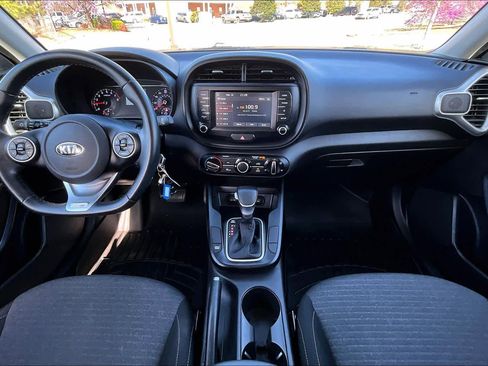 Used 2020 Kia Soul GT-Line image 16