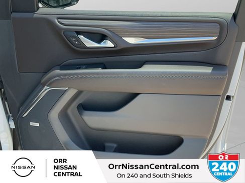Used 2023 GMC Yukon XL Denali AWD/4WD image 10