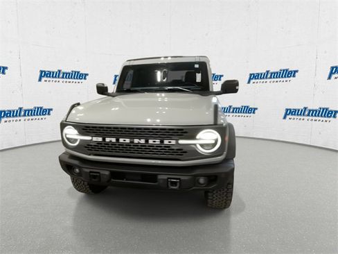 Used 2023 Ford Bronco Badlands image 4