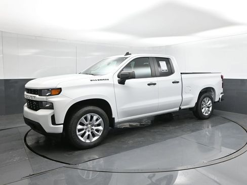 Used 2022 Chevrolet Silverado 1500 Custom w/ LPO, Dark Essentials Package image 1