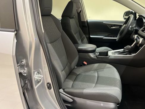Used 2023 Toyota RAV4 XLE w/ Convenience Package FWD image 25