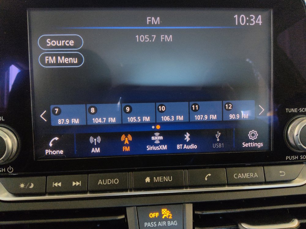 Used 2025 Nissan Altima 2.5 SV FWD image 25
