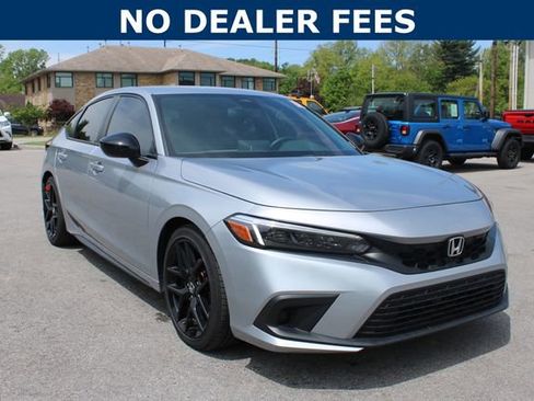 Used 2024 Honda Civic Sport image 2