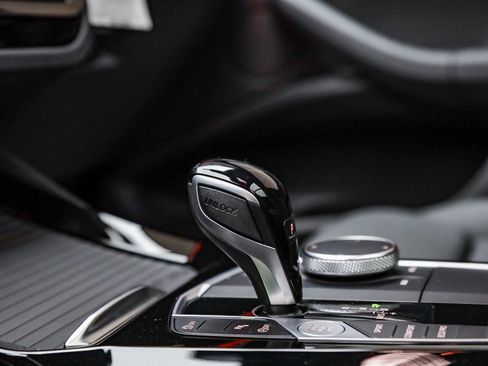 Used 2024 BMW X3 sDrive30i w/ Premium Package w/ZPA image 25