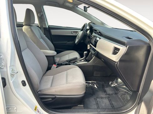 Used 2016 Toyota Corolla LE image 10
