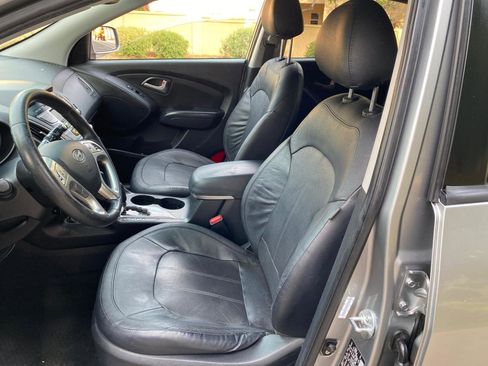 Used 2012 Hyundai Tucson Limited image 28