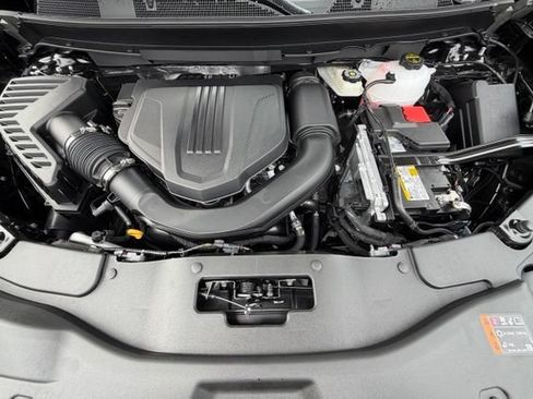 New 2026 Chevrolet Traverse LT w/ Driver Confidence Package FWD image 18