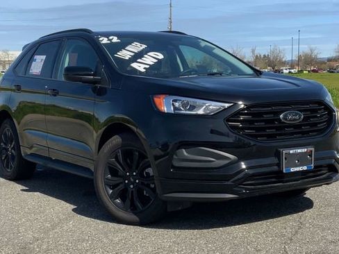 Used 2022 Ford Edge SE w/ Black Appearance Package image 2