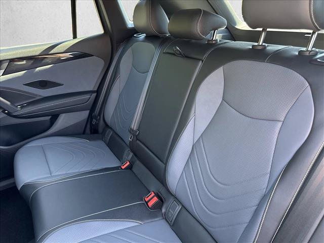 New 2026 Volkswagen Tiguan SE R-Line FWD image 21