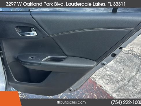 Used 2017 Honda Accord Sport image 30