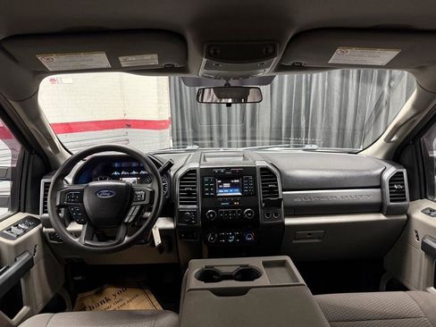 Used 2019 Ford F250 XLT image 15