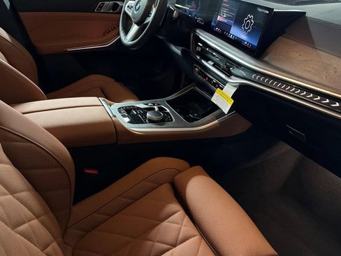 Used 2026 BMW X5 xDrive40i w/ M Sport Package image 28