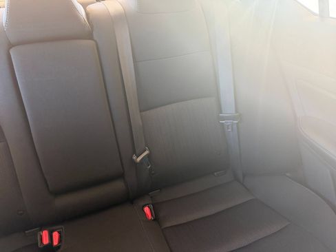 Used 2025 Nissan Altima 2.5 SV FWD image 35