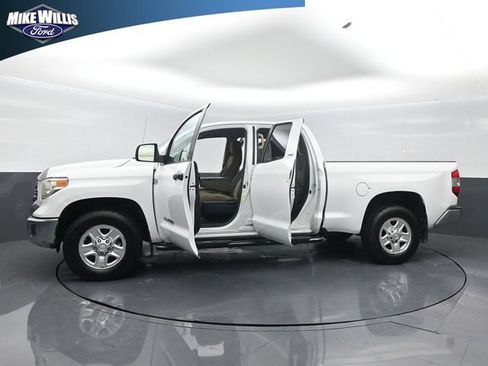 Used 2014 Toyota Tundra SR5 AWD/4WD image 28