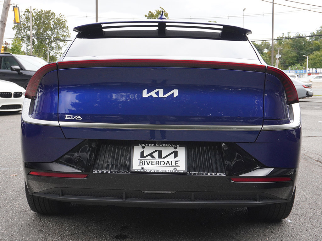 Used 2024 Kia EV6 Wind w/ Wind Technology Package AWD/4WD image 14