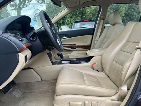 Used 2011 Honda Accord EX-L image 13