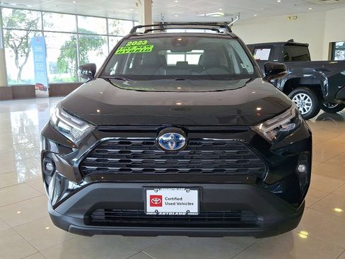 Certified 2023 Toyota RAV4 XLE Premium image 2