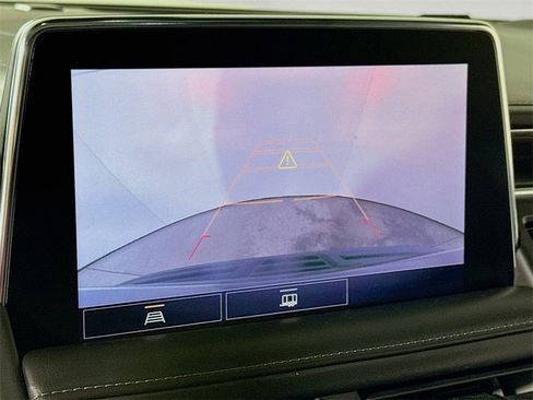 Used 2021 Chevrolet Tahoe Z71 image 11