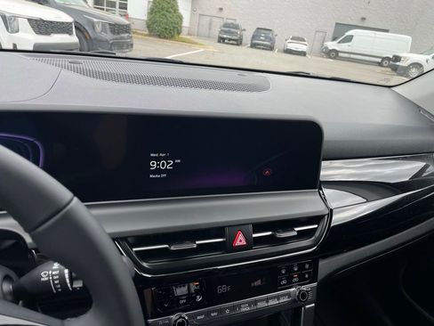 New 2026 Kia Seltos S FWD image 16
