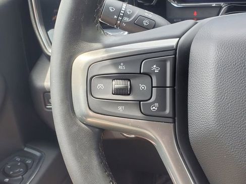 Used 2023 Chevrolet Silverado 1500 LT AWD/4WD image 16