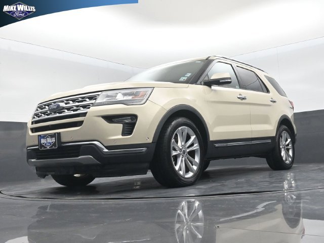 Used 2018 Ford Explorer Limited w/ Equipment Group 301A FWD image 19