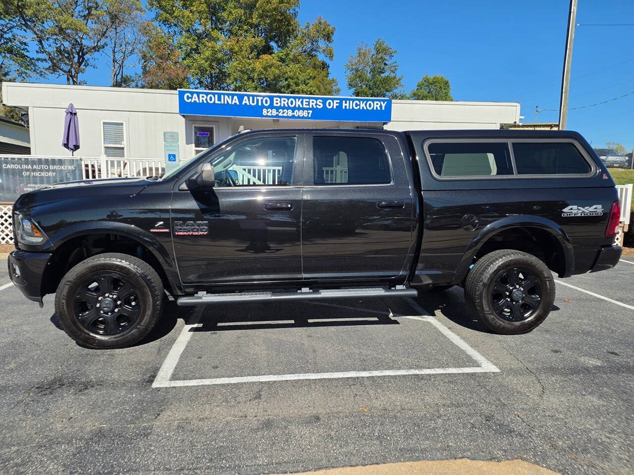 Used 2017 RAM 2500 Laramie w/ Sport Appearance Group AWD/4WD image 3