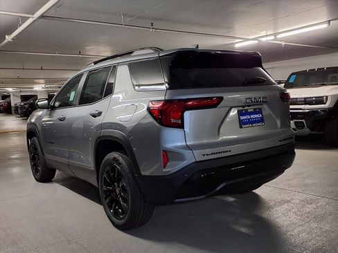 Used 2026 GMC Terrain Elevation w/ Black Edition FWD image 10