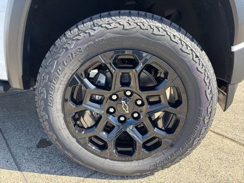 New 2026 Chevrolet Colorado Trail Boss AWD/4WD image 14