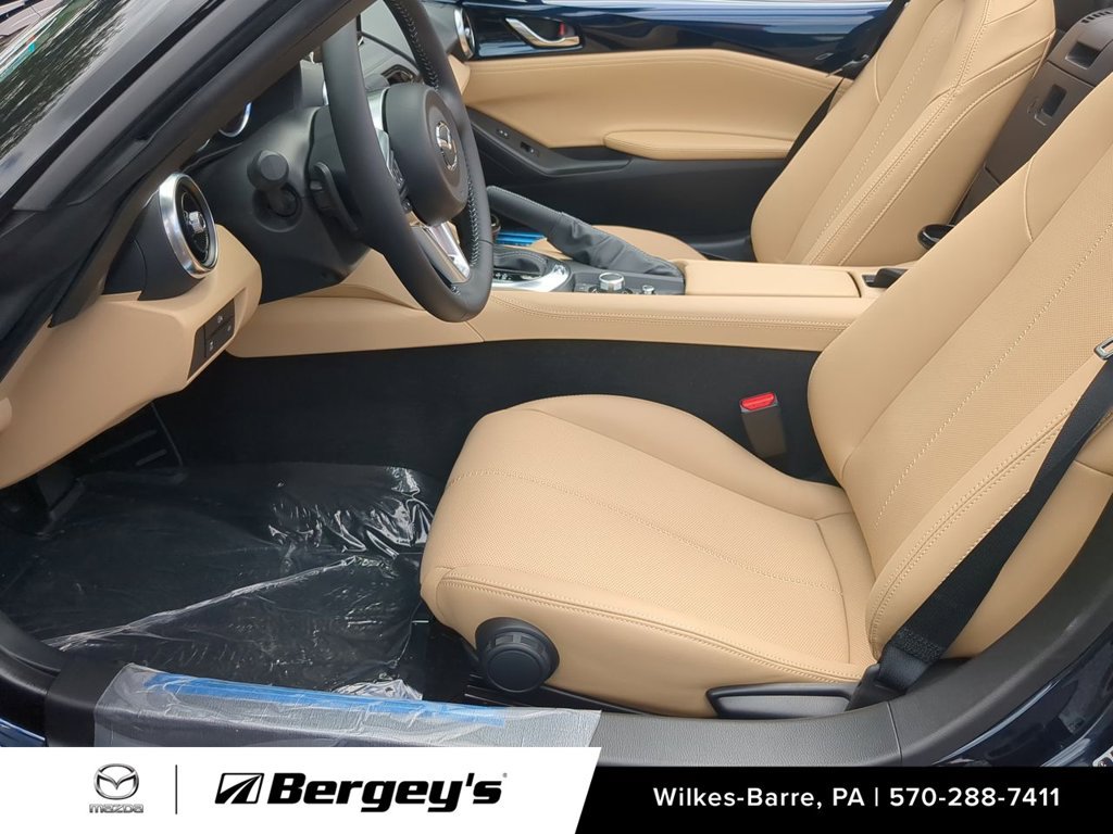 New 2026 MAZDA MX-5 Miata Grand Touring w/ Weather Package RWD image 31