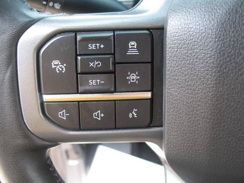 Used 2022 Ford F150 Lariat AWD/4WD image 36