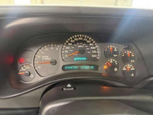 Used 2004 Chevrolet Silverado 2500 LT w/ Skid Plate Package AWD/4WD image 16