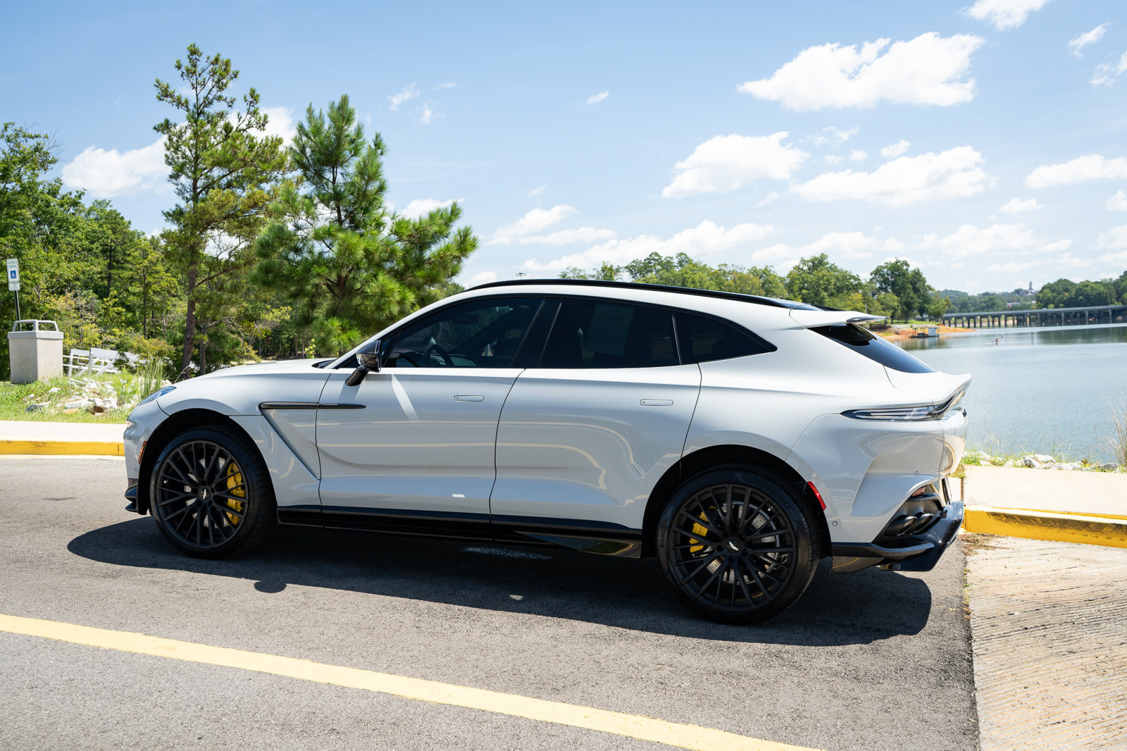 Used 2023 Aston Martin DBX 707 AWD/4WD image 20