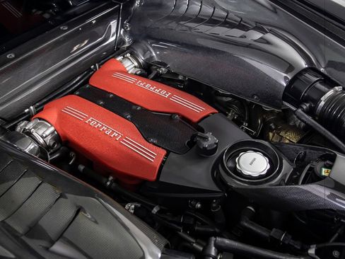 Used 2017 Ferrari 488 GTB RWD image 28