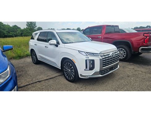 Used 2025 Hyundai Palisade Calligraphy FWD image 1
